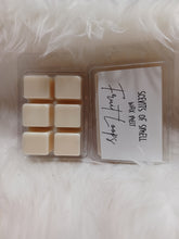 Load image into Gallery viewer, Wax Melt Clamshells - Multiple Scents