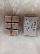 Load image into Gallery viewer, Wax Melt Clamshells - Multiple Scents