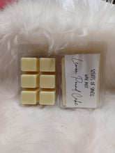 Load image into Gallery viewer, Wax Melt Clamshells - Multiple Scents