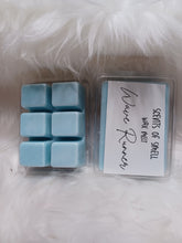 Load image into Gallery viewer, Wax Melt Clamshells - Multiple Scents