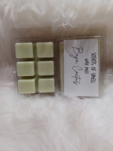 Load image into Gallery viewer, Wax Melt Clamshells - Multiple Scents