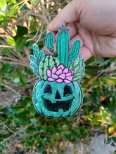 Load image into Gallery viewer, Cactus Pumpkin
